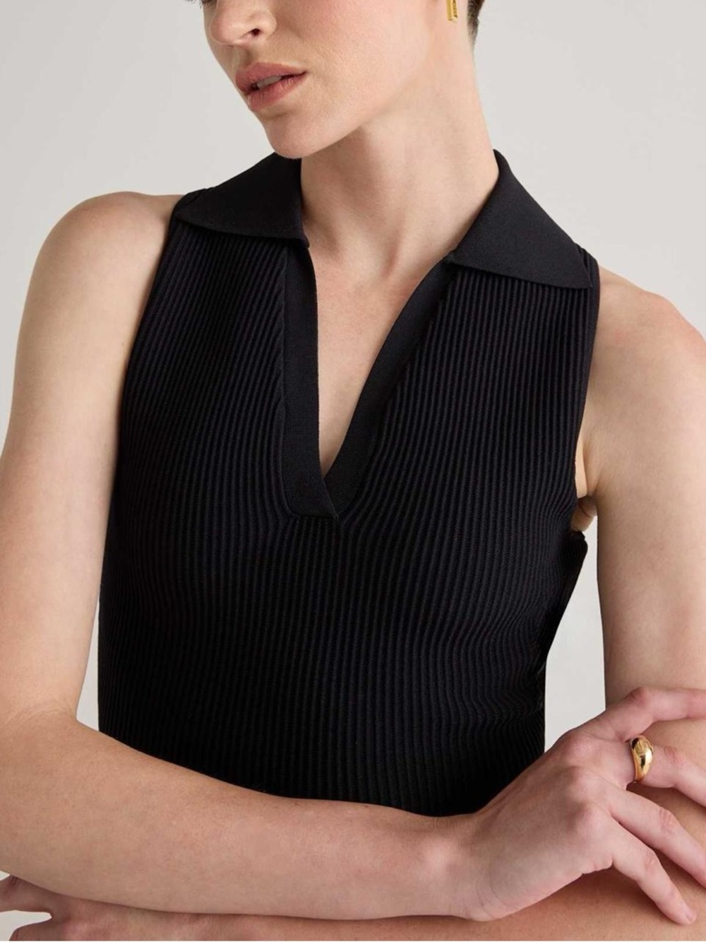 Quince Black Sleeveless Ribbed Polo Top